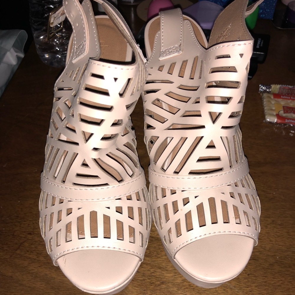 Charlotte Russe Wedge